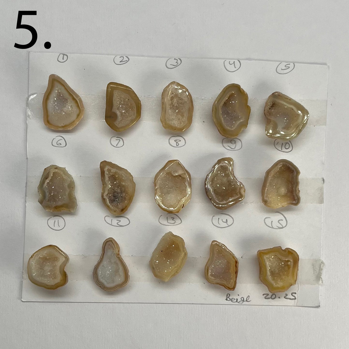 Geode Pendant stone by Selection 20 - 25MM Beige