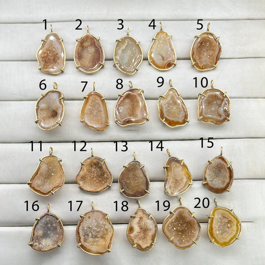 Geode Bezel Pendant stone by Selection 30 - 40 mm Brown