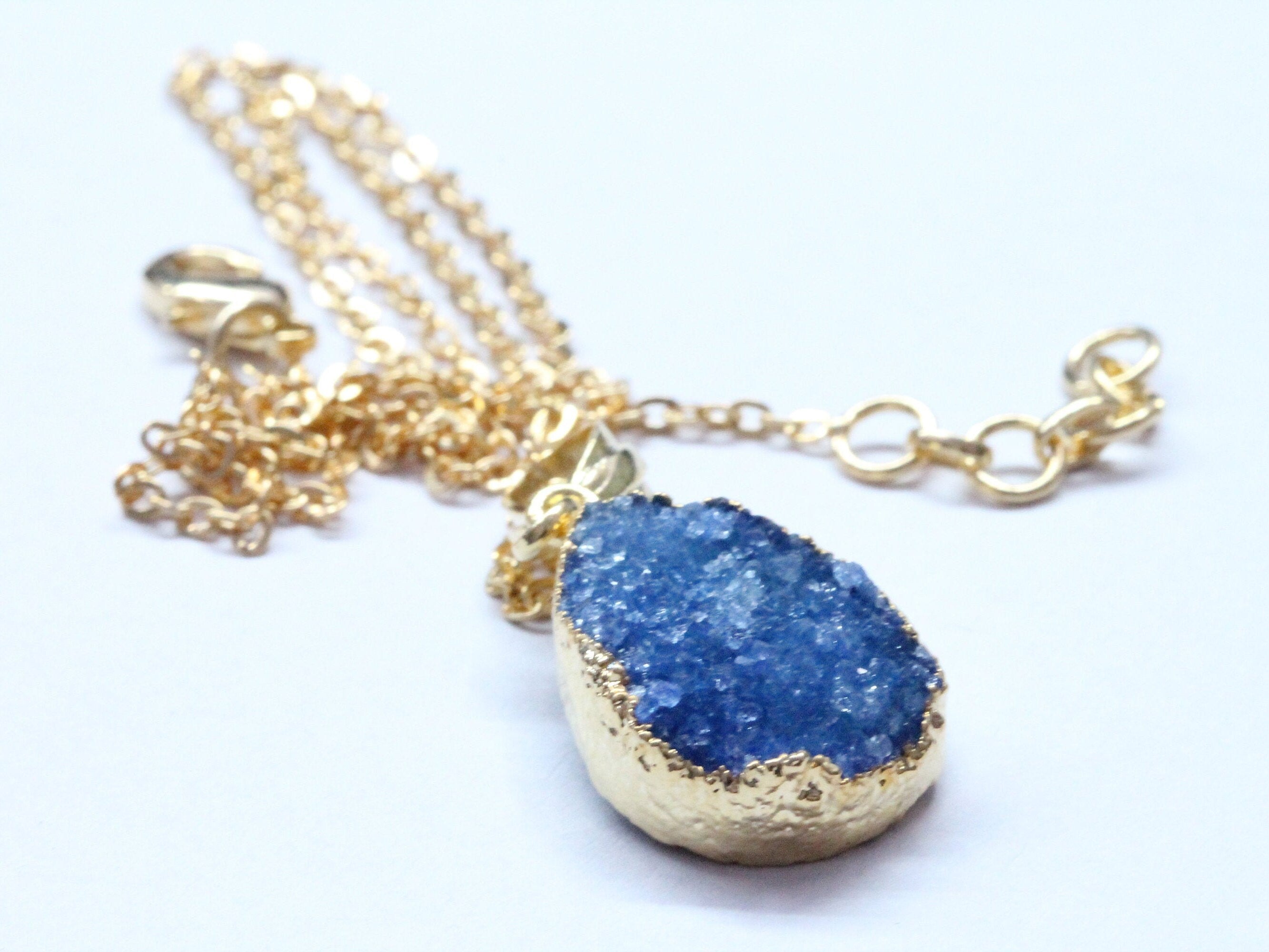 druzy Pendants, 15 * 20 MM, Natural Quartz gemstone, wholesale druzy pendant necklace, Druzy Pear, Gem Stone Pendants - Meena Design