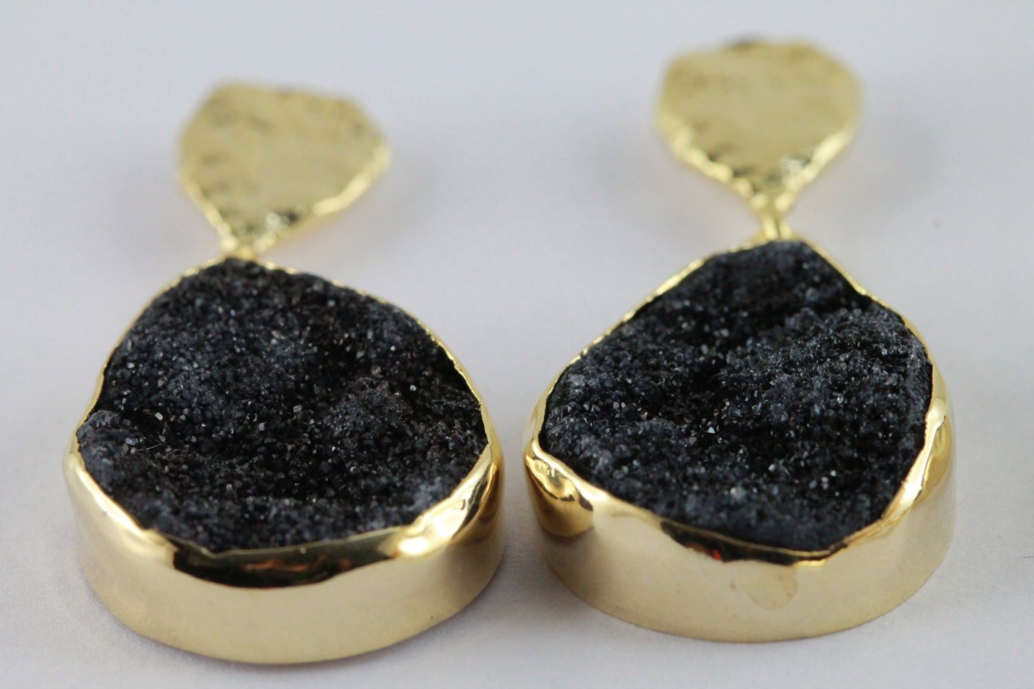Earrings Natural black Druzy 15 * 20 Pear Hand Crafted in Brass and Gold Plated - Meena Design