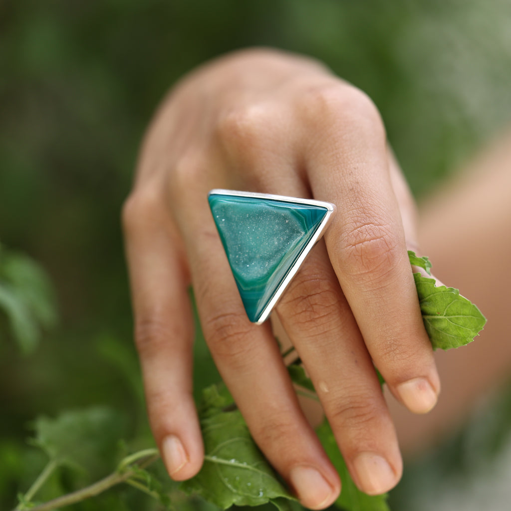 AAA quality natural agate window druzy ring with bezel setting