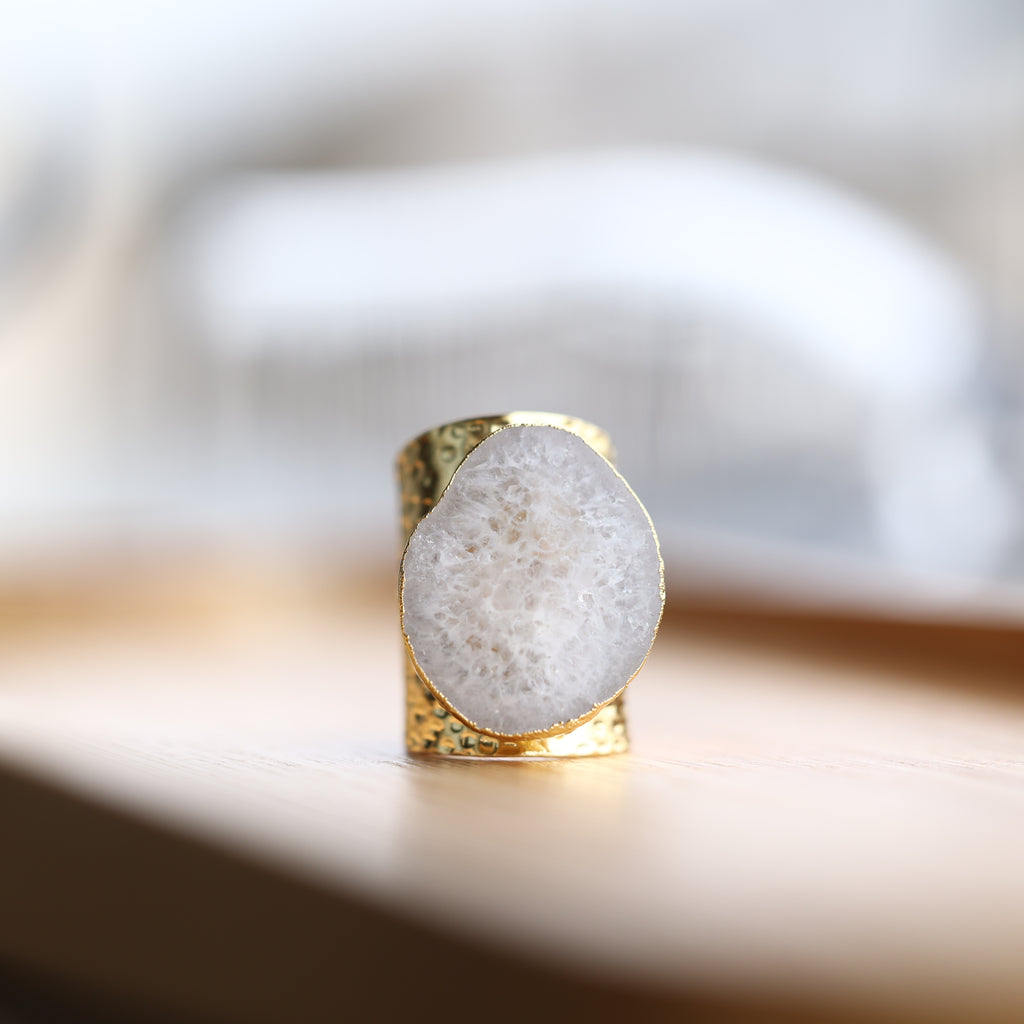 White Geode Statement Ring – Large Crystal on Hammered Gold Band
