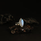 Mondstein-Silberring, weißer Regenbogen, handgefertigter Silberschmuck, Chakra-Schmuck, natürliche Edelsteine