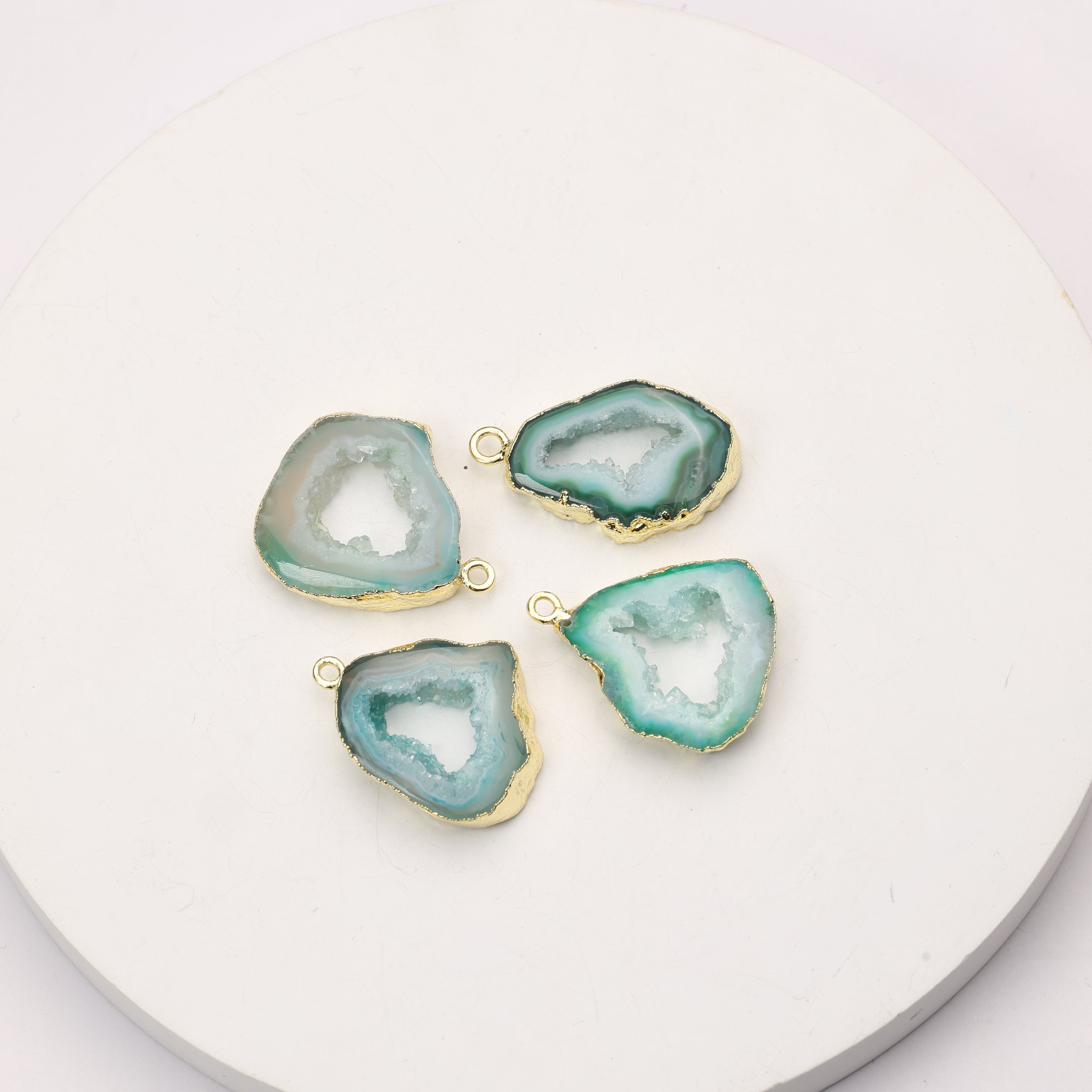 Metal-trimmed geode connector for chic accessories