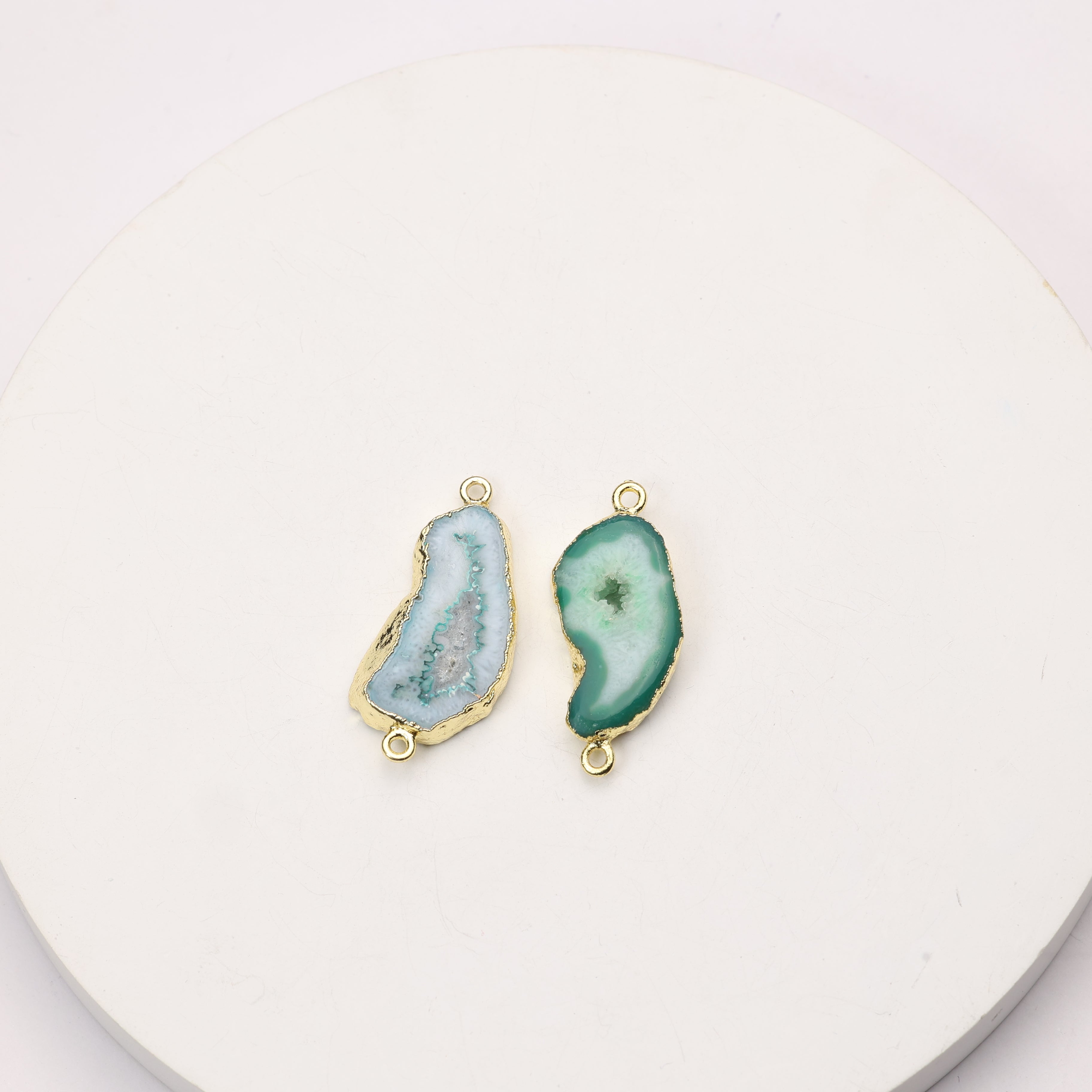 Drilled geode connector for beaded bracelets