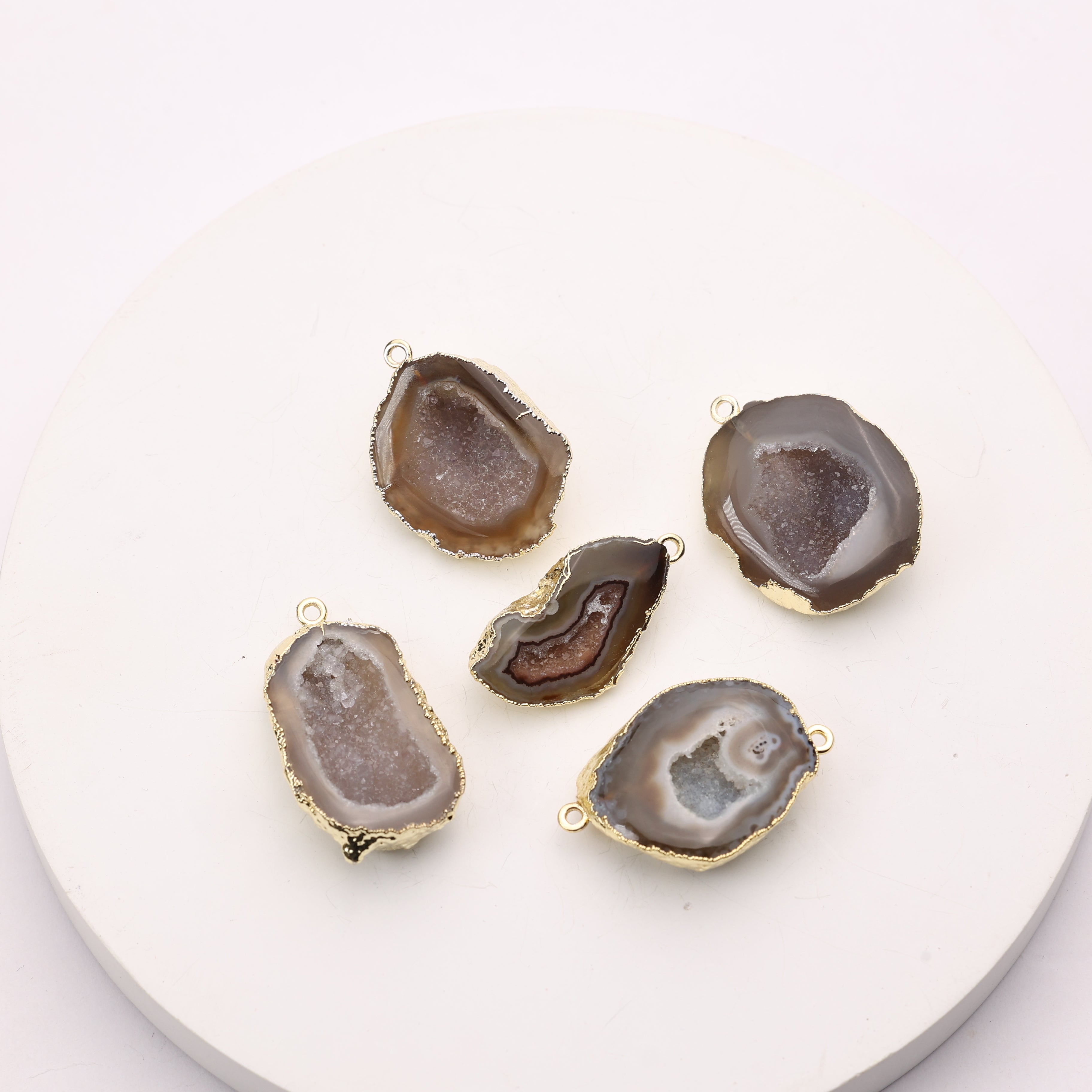 Beige agate druzy connector with gold plating