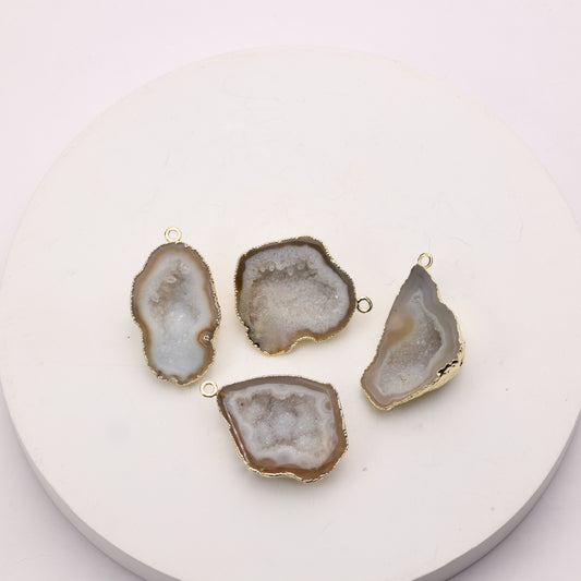 Beige geode slice stone connector 25–30mm