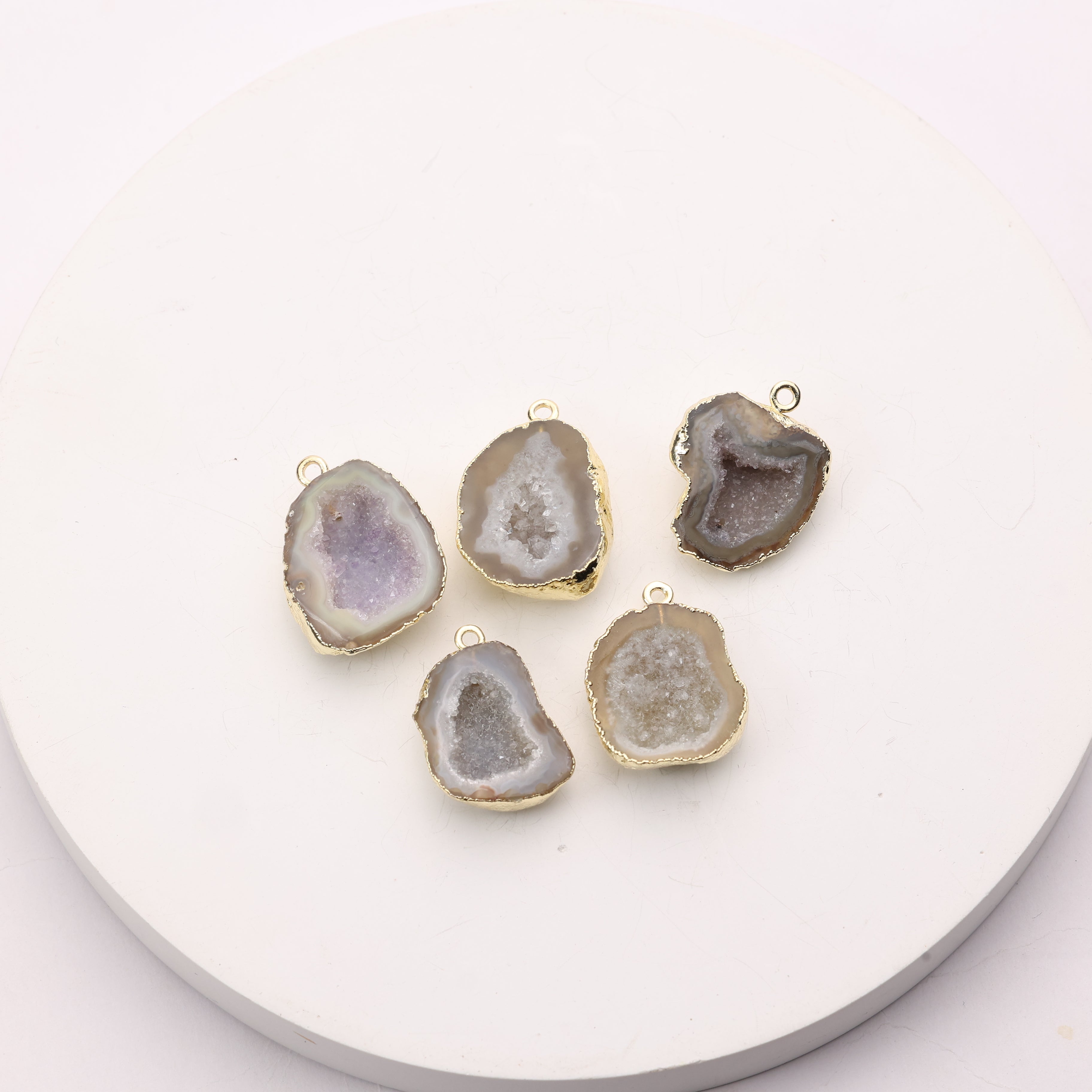 Druzy agate gemstone connector for necklaces