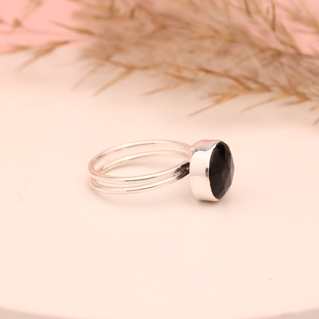 adjustable gemstone ring