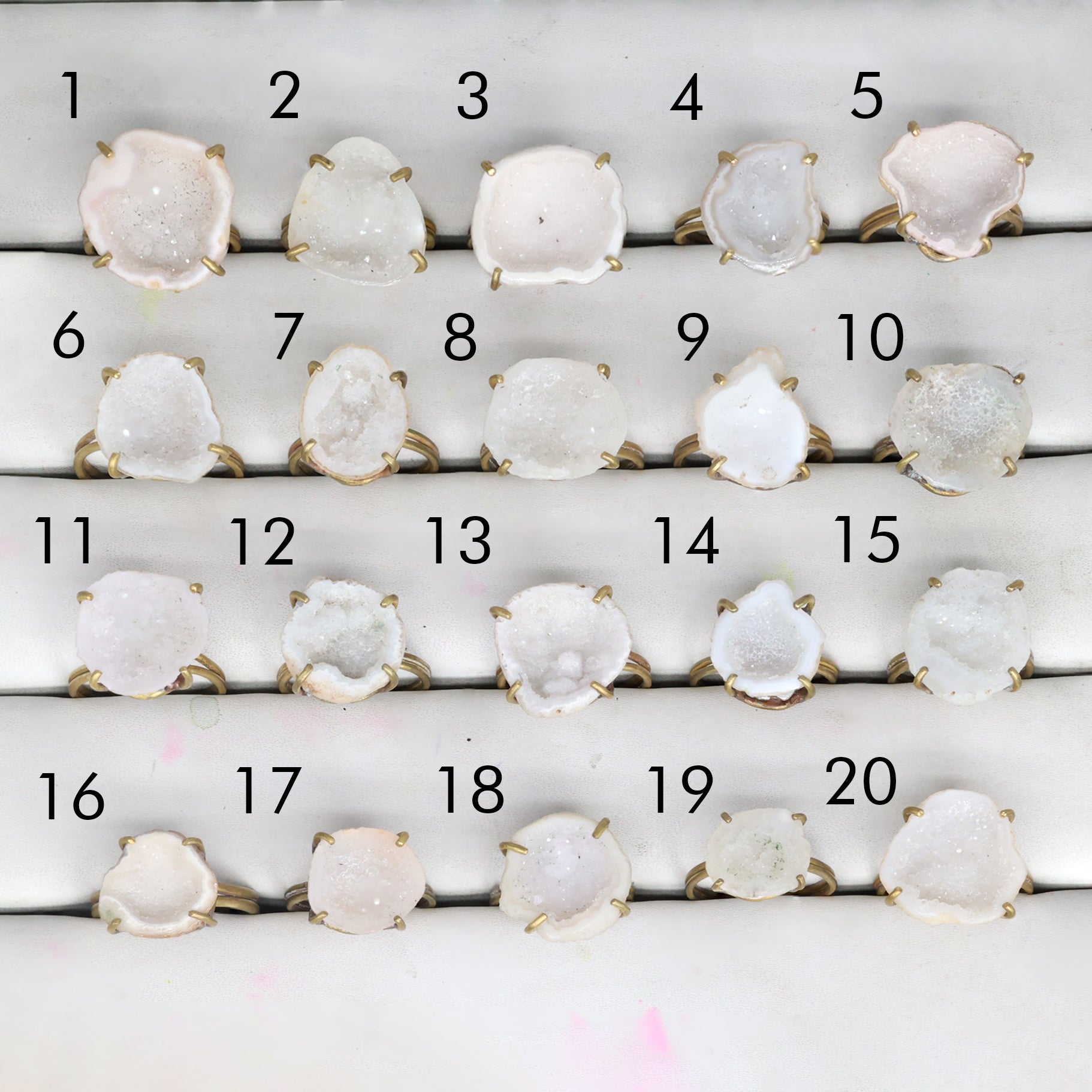 Rings by Selection Anokha Brass Gold Plated 10 - 20 MM white