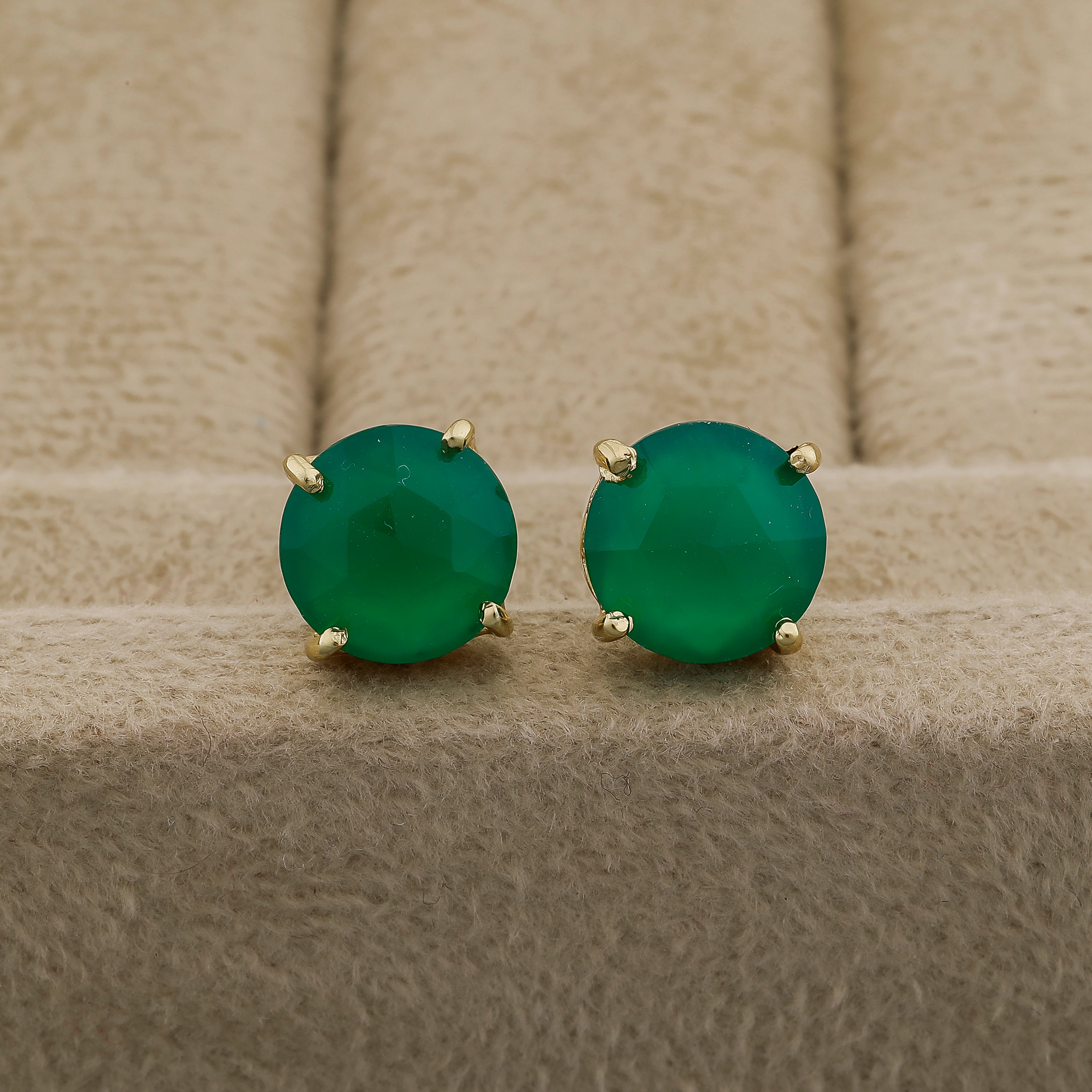 Green Chalcedony Stud Earrings – Brass Gold-Plated Minimal Gemstone Studs