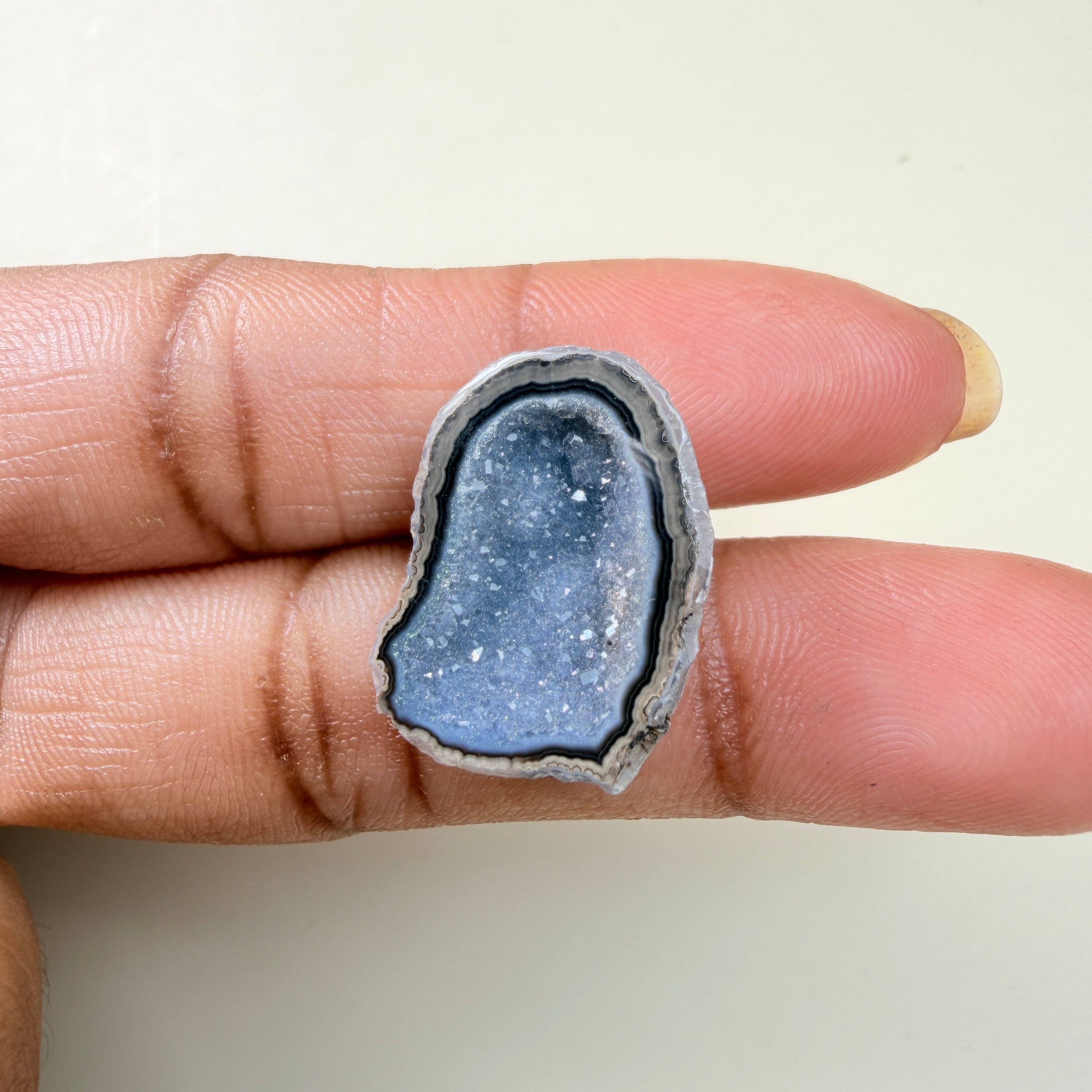 Black Geode Druzy Slice 20–25mm for Ring Making | Natural Agate Geode Gemstone | Wholesale Jewelry Supplies
