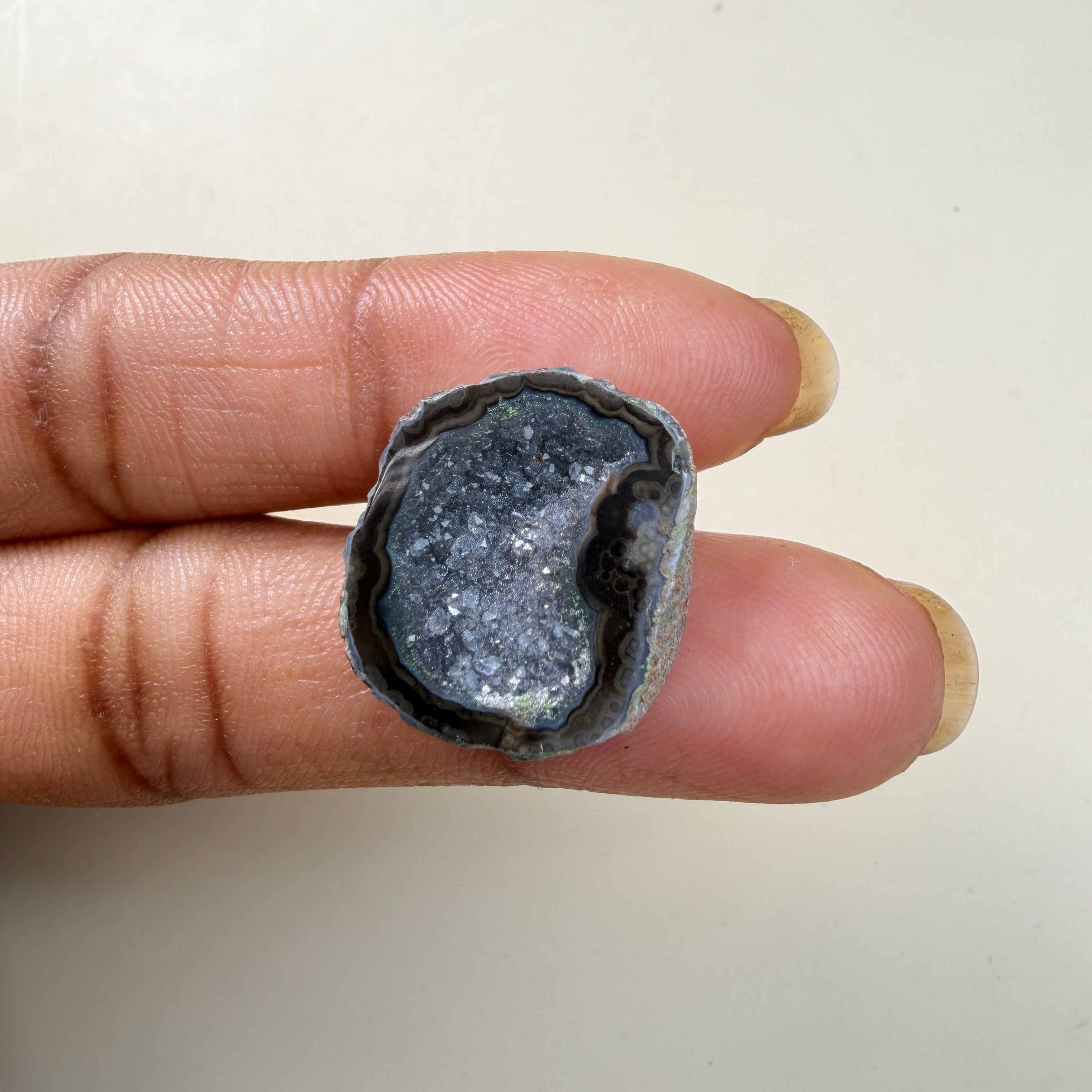 Black Druzy Geode Slice 20–25mm for Rings | Natural Agate Stone | Jewelry Making Wholesale