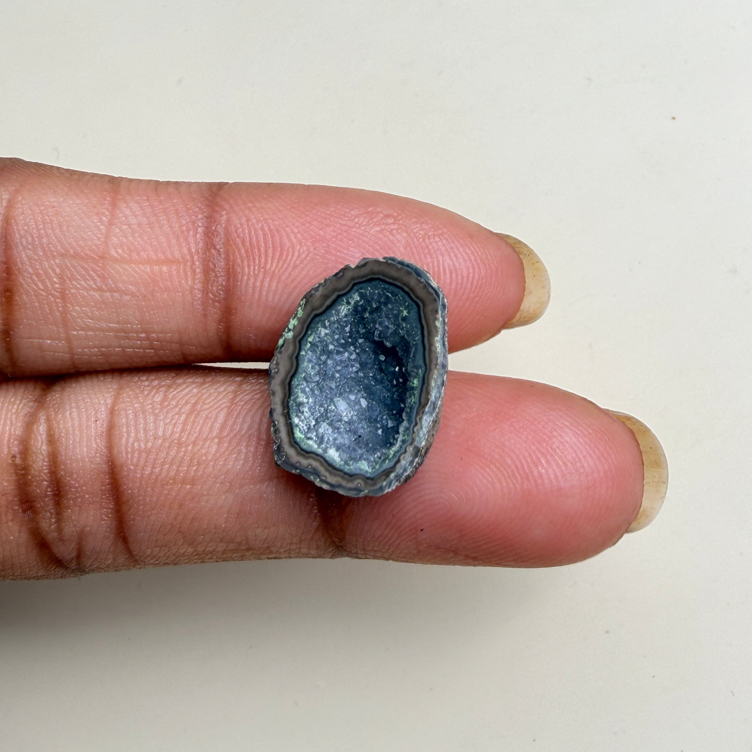 Organic Black Druzy Geode Slice 20–25mm | Natural Agate for Ring Making | Wholesale