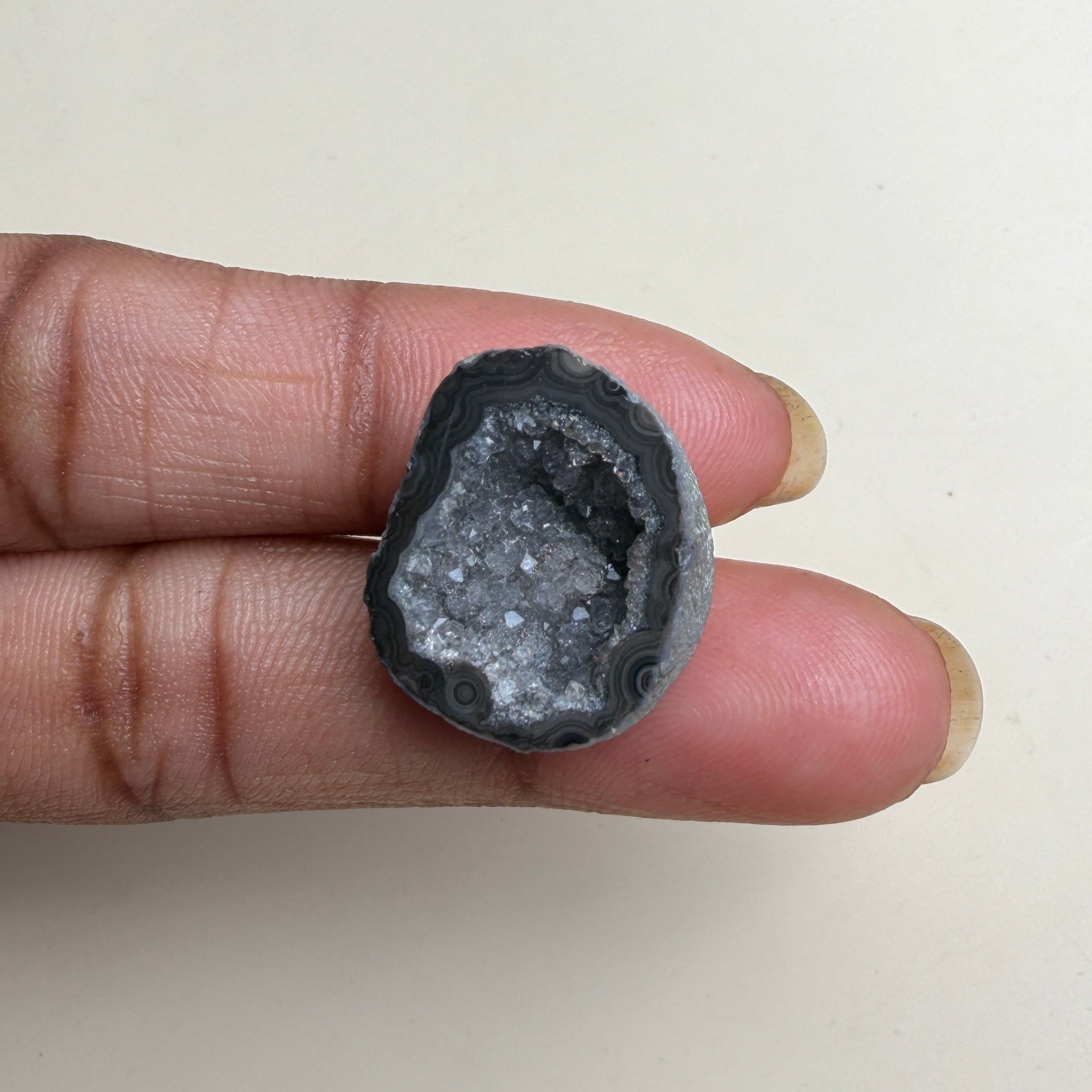 Black Druzy Agate Geode 20–25mm | Natural Slice Stone for Jewelry & Ring Making