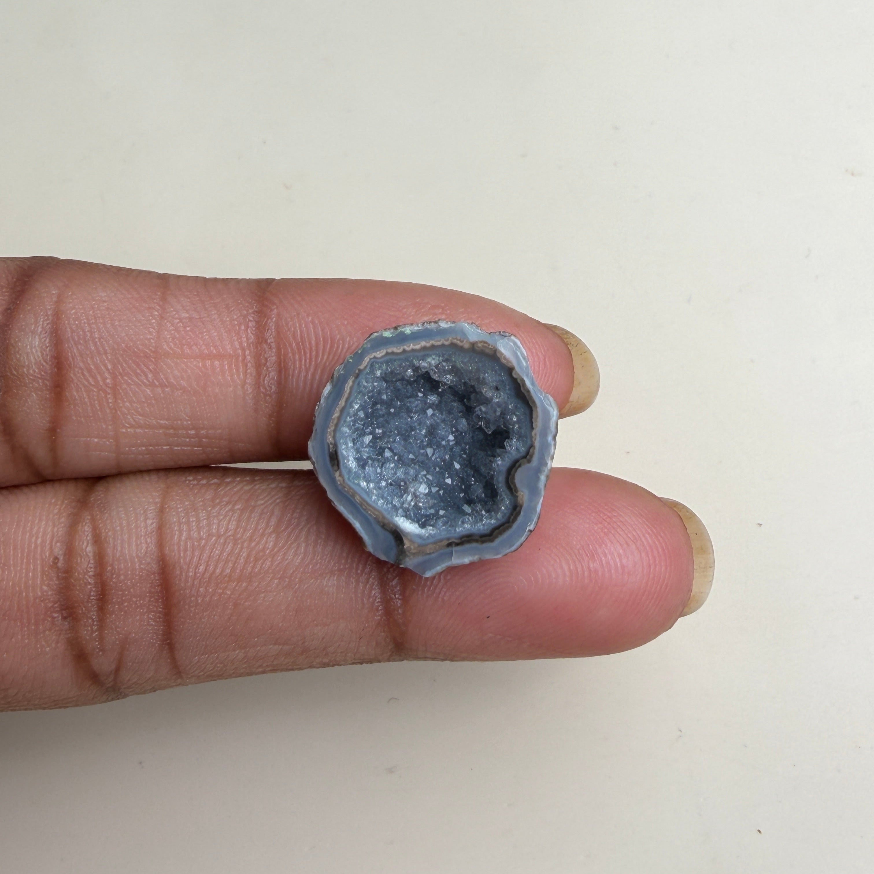 Black Geode Druzy Stone 20–25mm | Natural Agate Slice for Ring Making