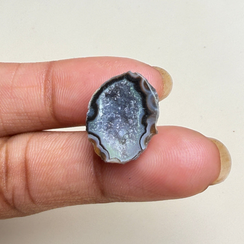 Black Geode Druzy Slice 20–25mm Bulk | Wholesale Agate Stone for Jewelry Makers