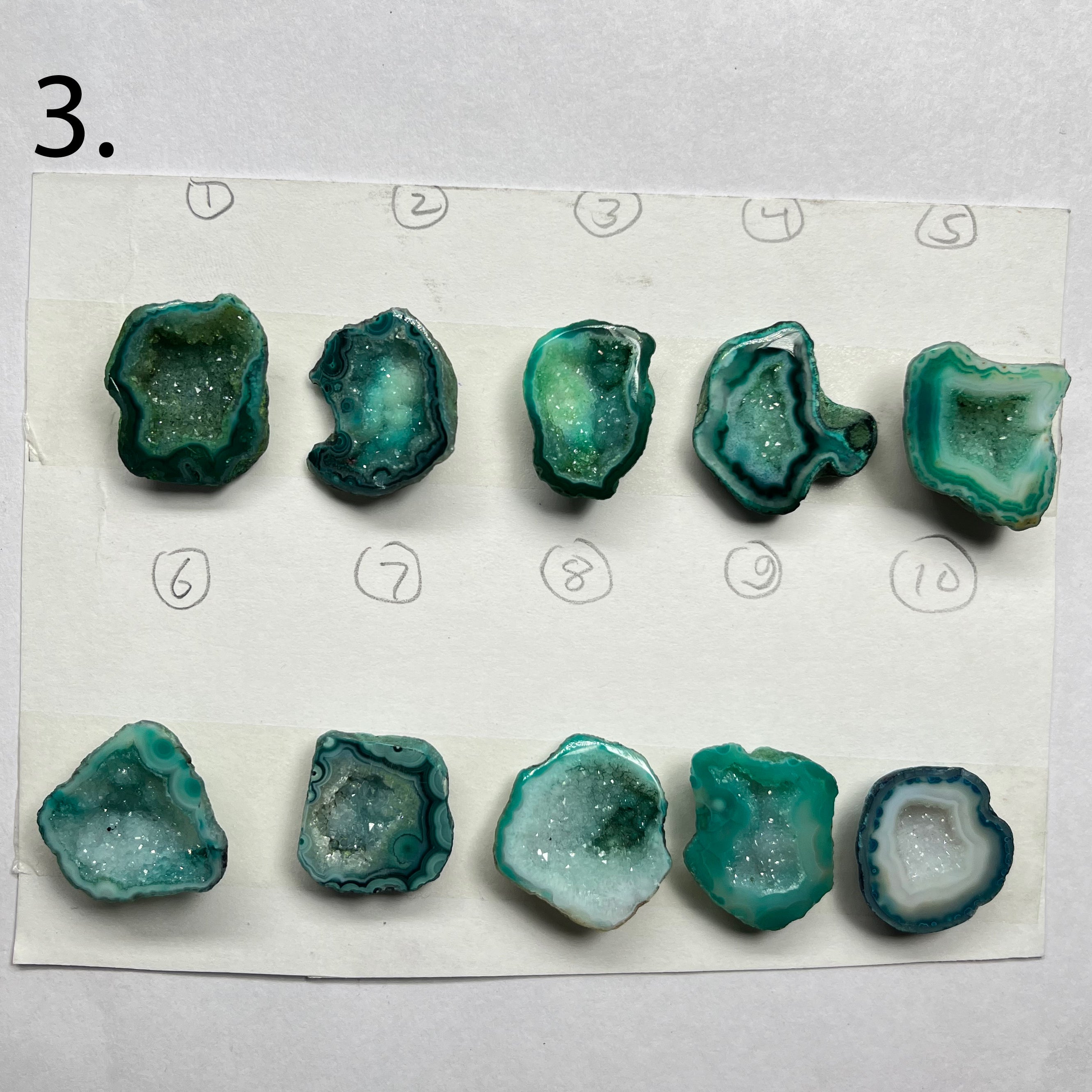 Geode Pendant stone by Selection 25 - 35MM Green