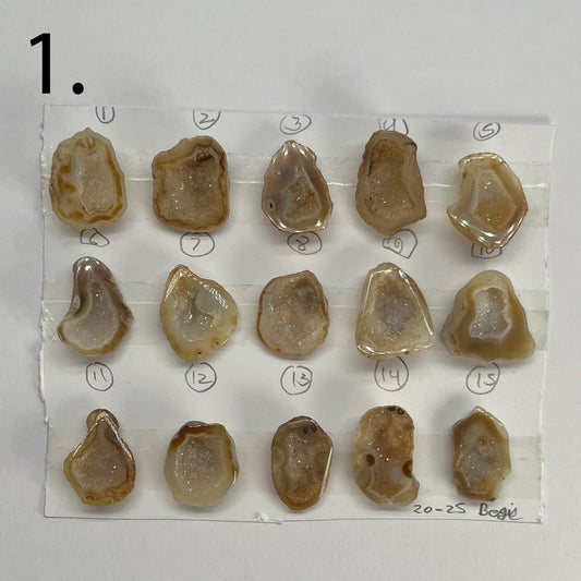 Geode Pendant stone by Selection 20 - 25MM Beige