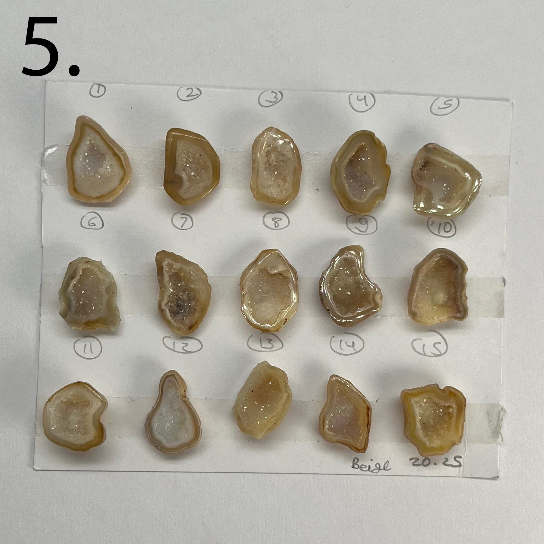 Geode Pendant stone by Selection 20 - 25MM Beige