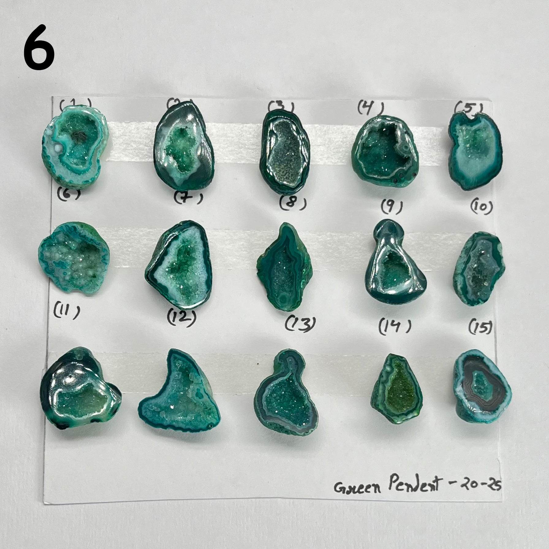 Geode Pendant stone by Selection 20 - 25MM Green