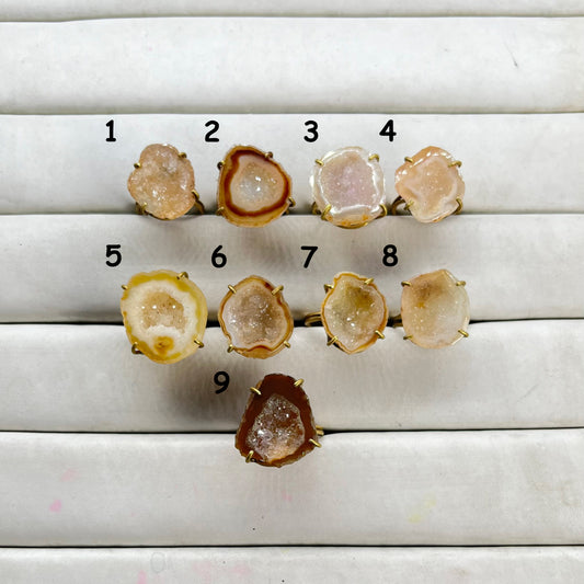 Rings by Selection Anokha Brass Gold Plated 20- 25 MM biege