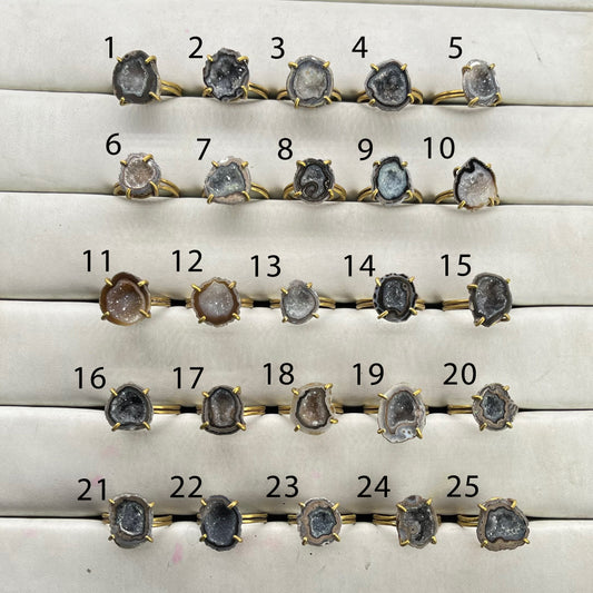 Anokha Kleine Geoden-Statement-Ringe, 15–25 mm, unbegrenztes Funkeln im Leben!!