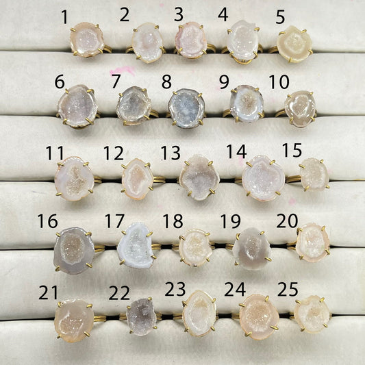Rings by Selection Anokha Brass Gold Plated 15- 20 MM Gray