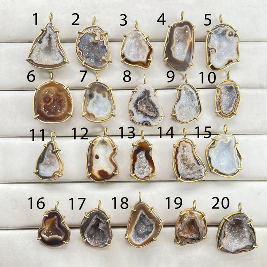 Geode  Bezel Pendant stone by Selection 30- 40mm Brown