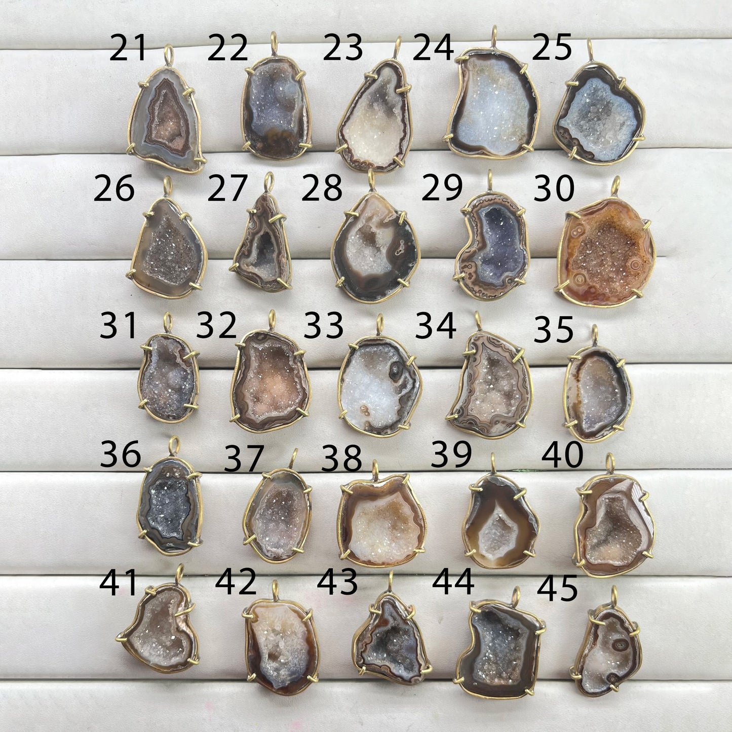 Geode  Bezel Pendant stone by Selection 30- 40mm Brown