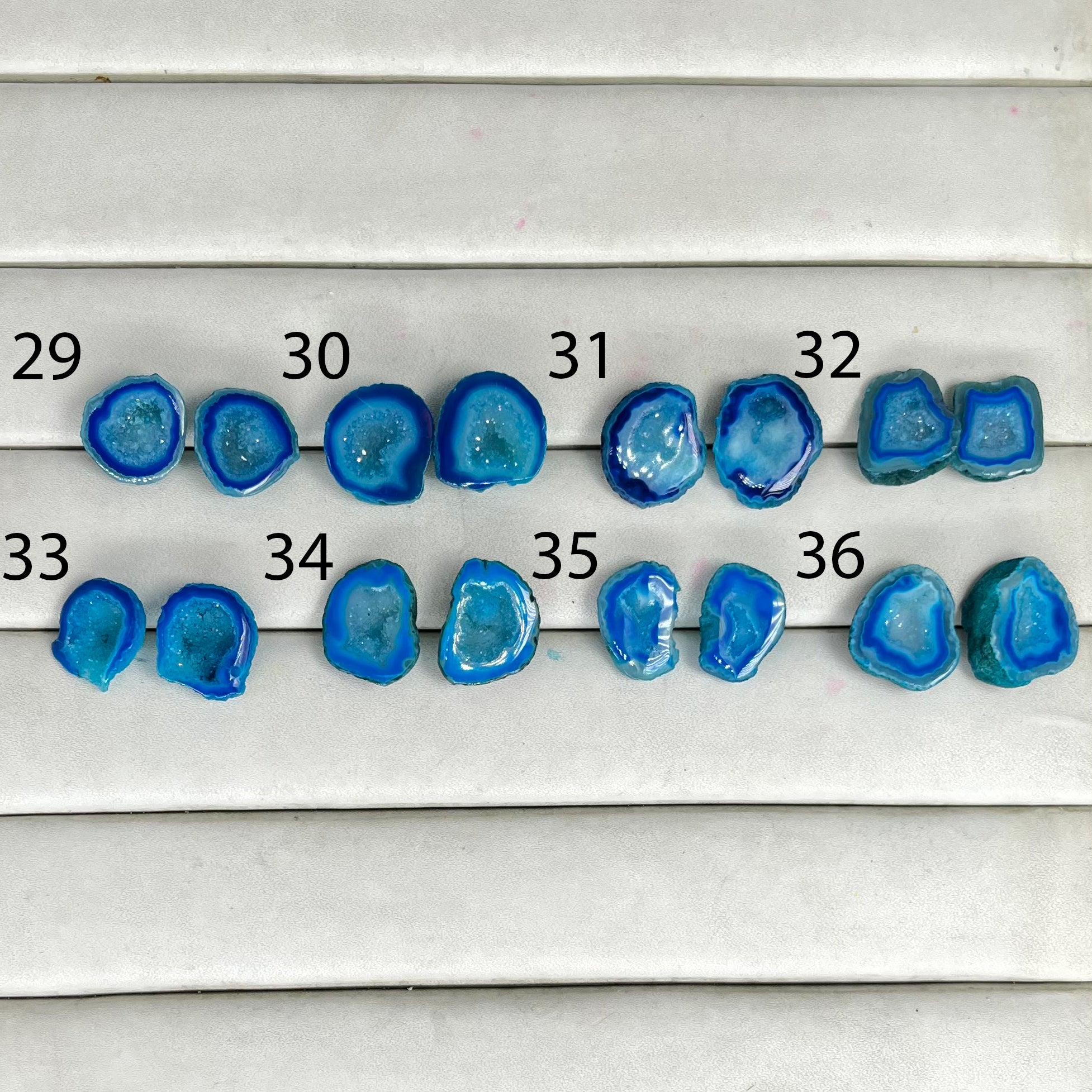 Geode Pairs (Stud) by Selection 10-25mm Aqua
