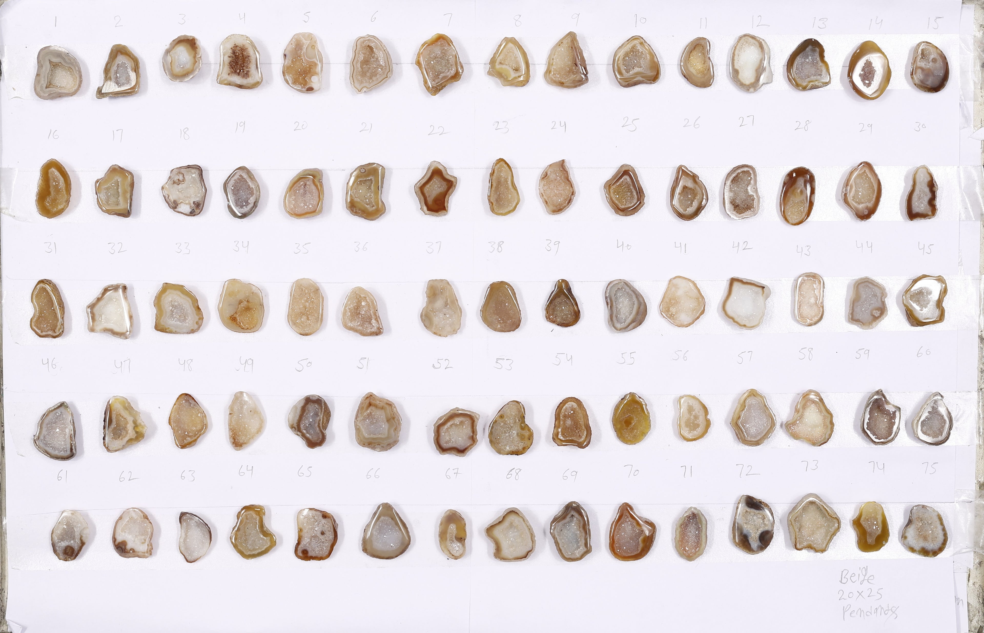 Geode Stones (Pendant) by Selection 20-25 mm Beige For Making Pendant Jewelry