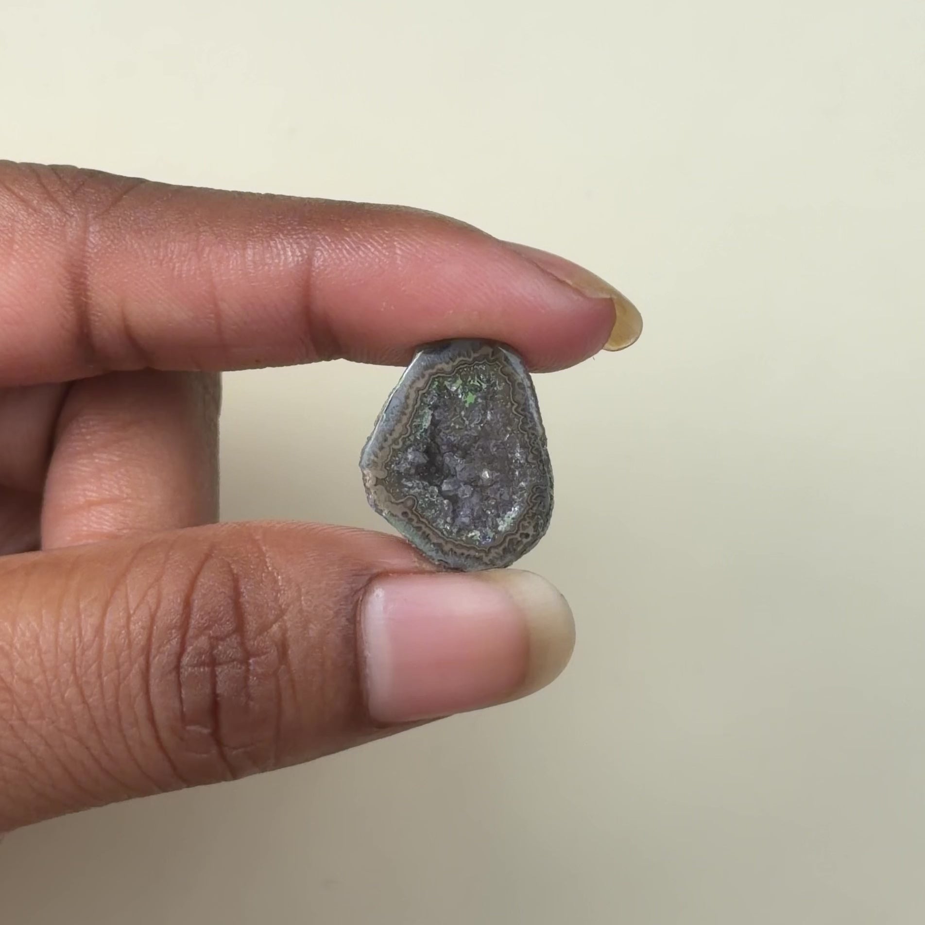 Black Druzy Geode Agate Slice 20–25mm | Jewelry Supply Stone