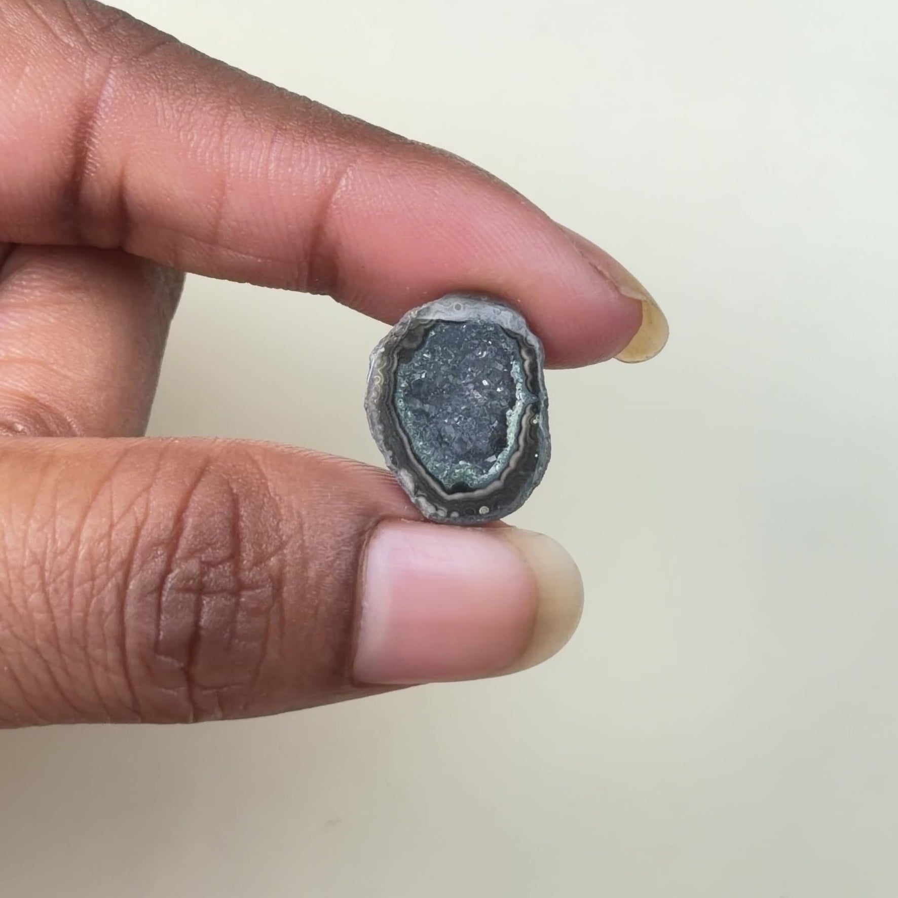 Black Druzy Geode Slice 20–25mm Bulk Lot | Ring Making Stone Wholesale