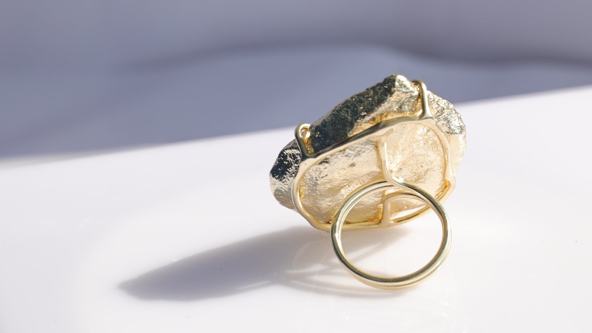 Rings Anokha Large Geode Statement , 30 - 40 MM, Unlimited Sparkle in Life !!