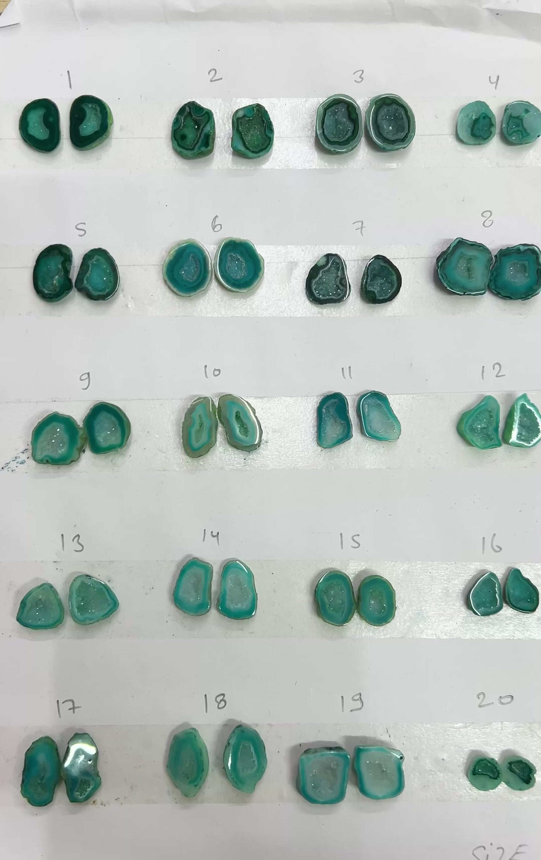 Geode Pairs (Earring) by Selection  10-20  mm Green Color