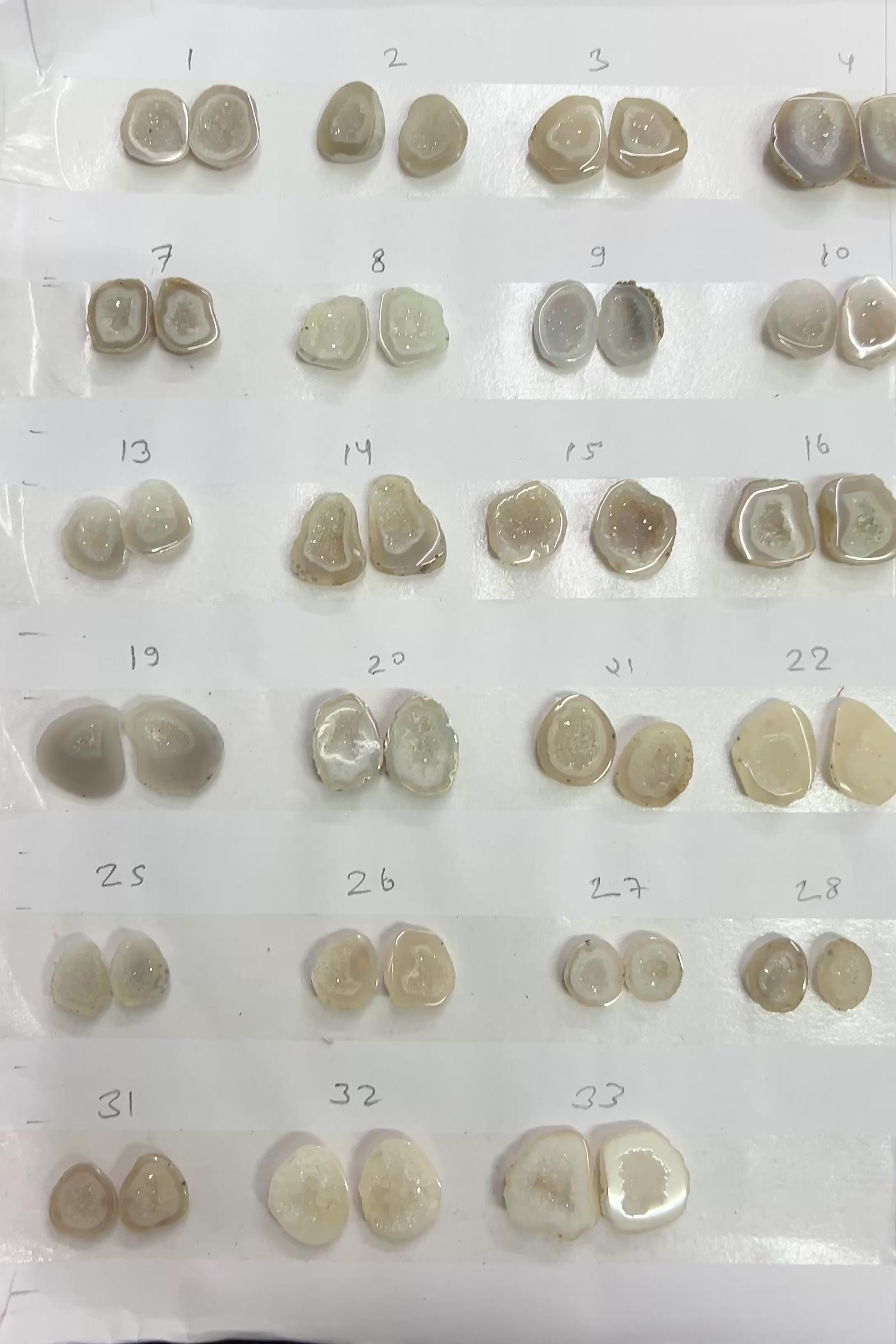 Geode Pairs (Earring) by Selection 10-20 mm Natural Color Geodes