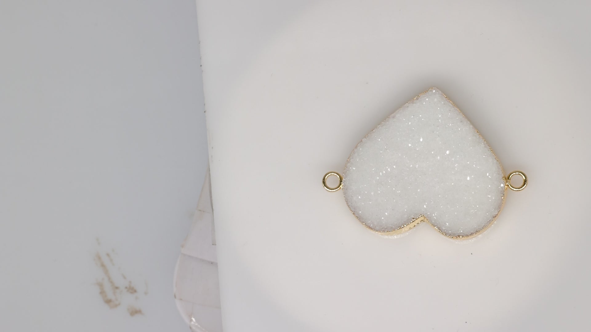 Connectors 30 - 35  mm, Heart, Natural Druzy, Silver, or Gold, Edged, Brass, Gem Stone Pendant,
