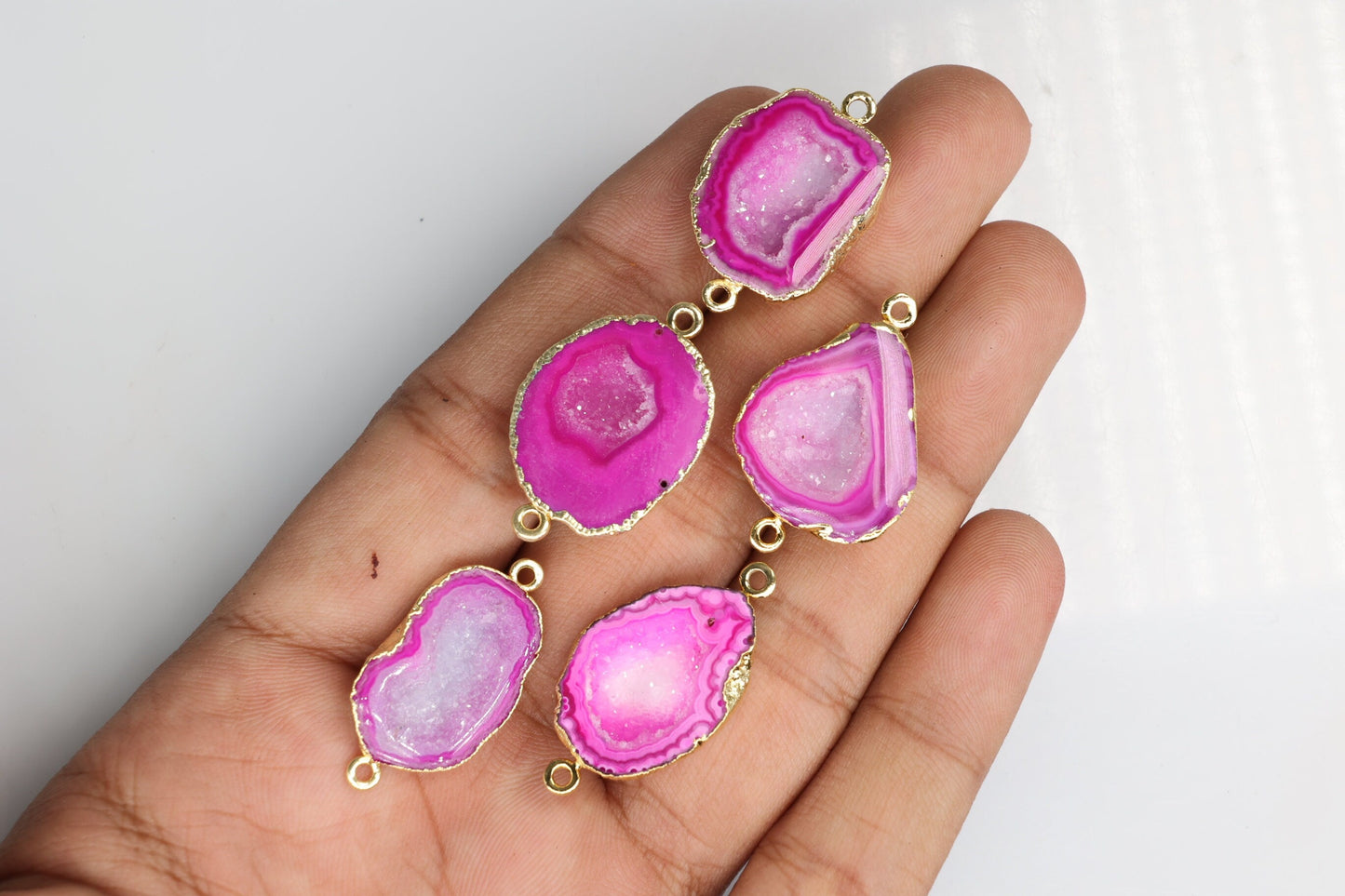 15 - 20 MM Geode Connectors, Geode Halves, Natural Agate, Tobasco, Geode, 24K Gold, Druzy, Pendant Geode, Charms Geodes, Raw Gemstones - Meena Design