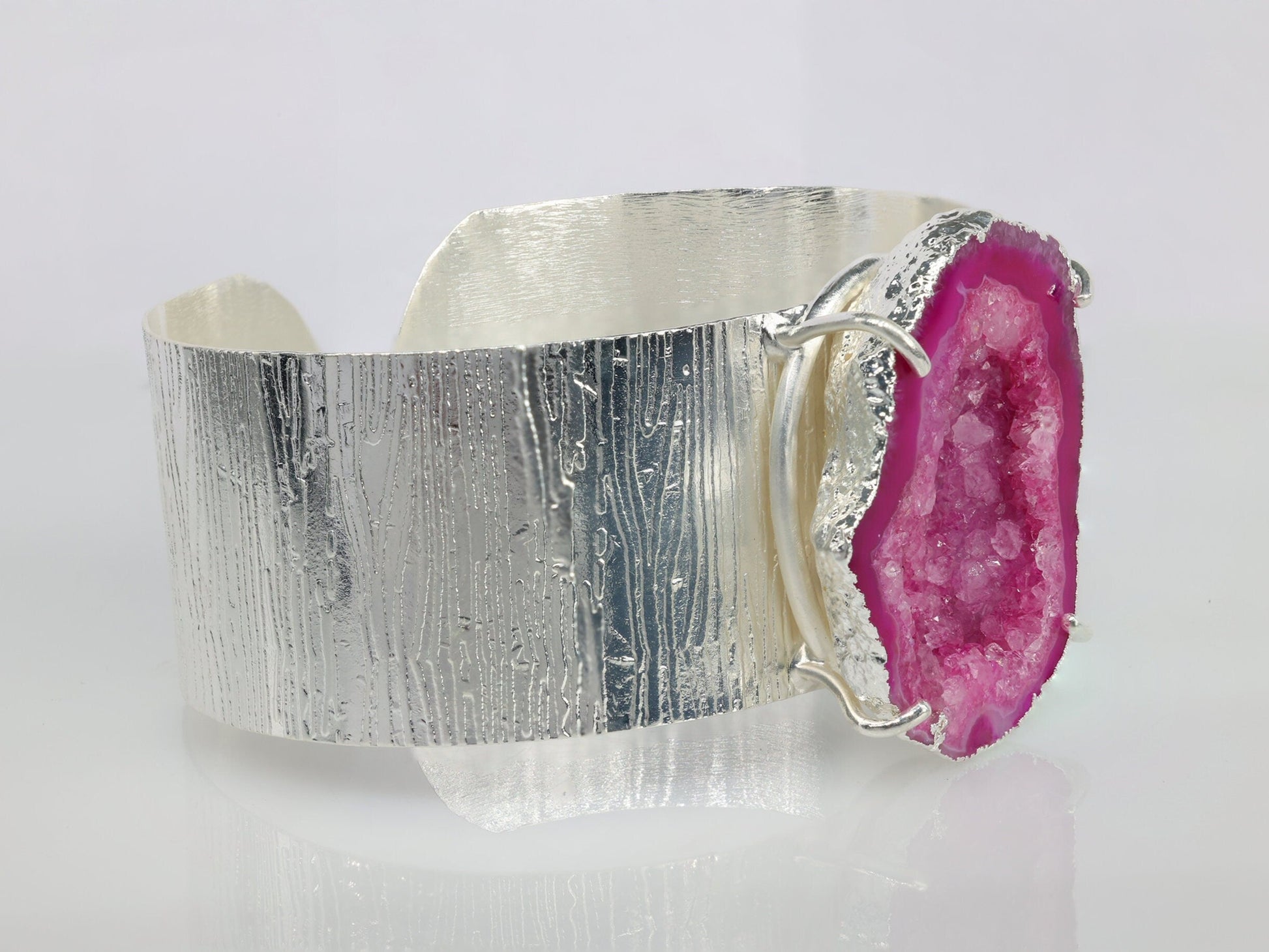 Anokha Air Geode Cuff - Meena Design